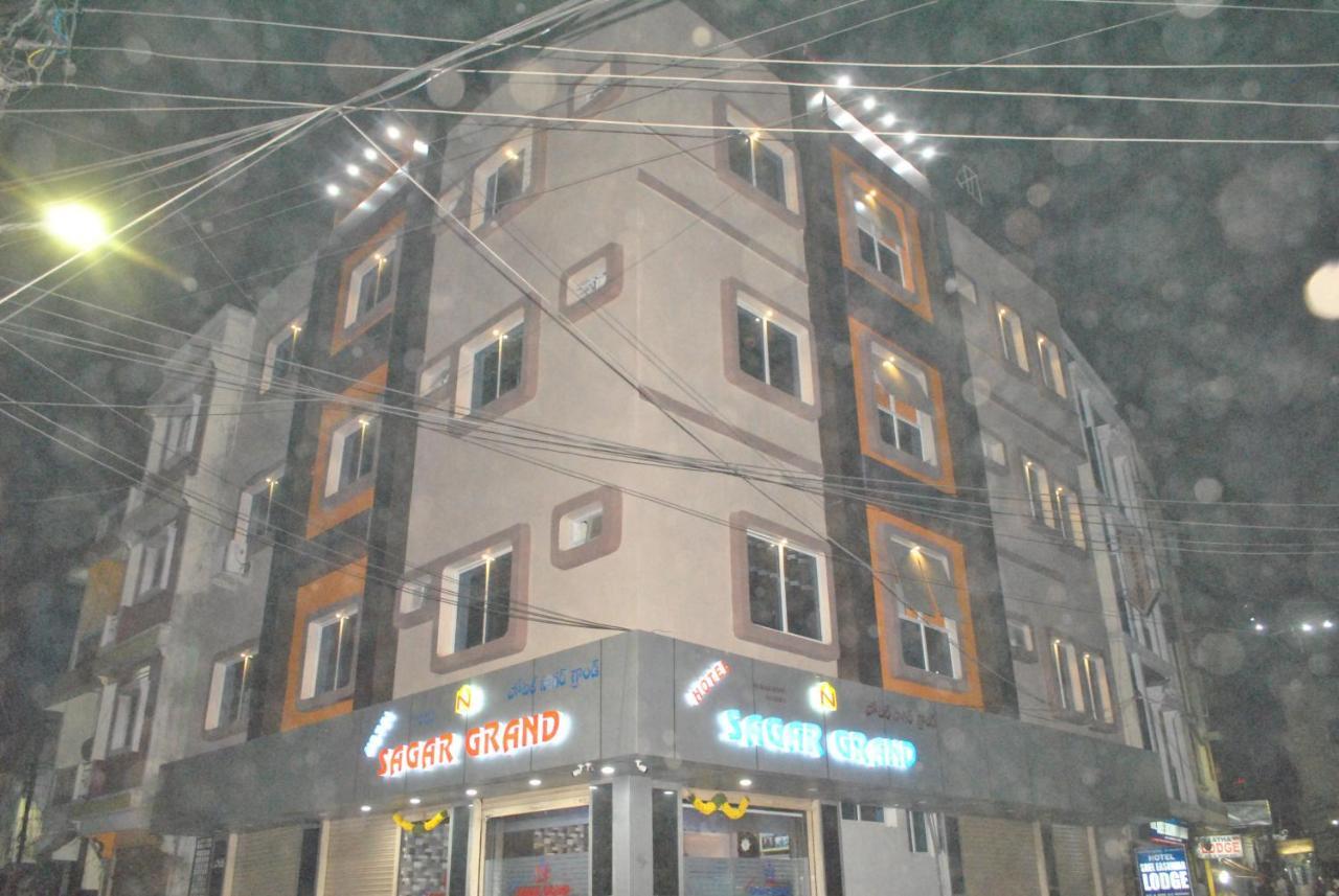 Hotel Sagar Grand Secunderabad Exterior photo